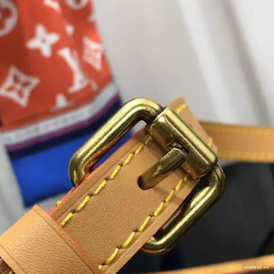 WIS SLANTING VUITTON LOUIS 0531